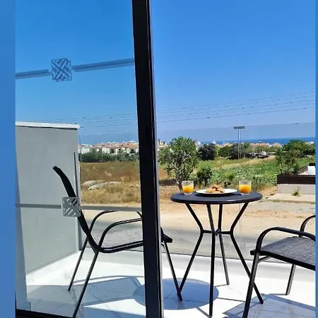 Fotoxenia Luxury Apts Apartman Paralímni