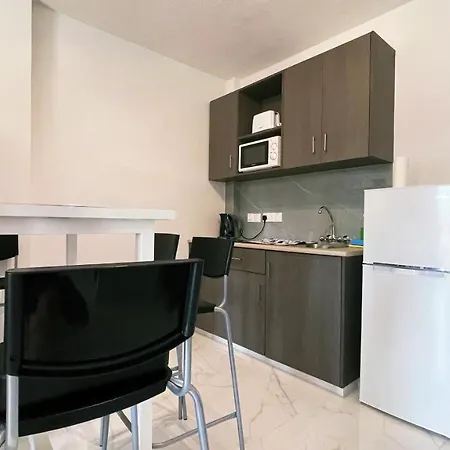 Lägenhet Fotoxenia Luxury Apts Paralimni