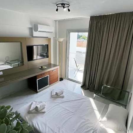 Lägenhet Fotoxenia Luxury Apts *